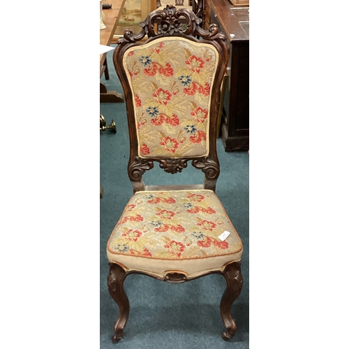 731 - A good Victorian scroll back chair. Est. £30 - £40.