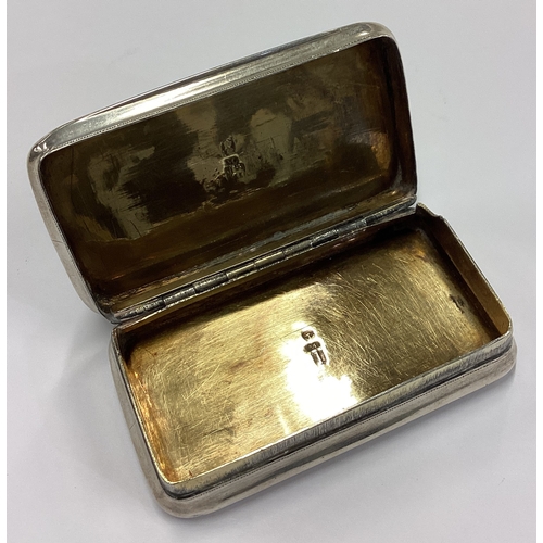 131 - A George III silver snuff box with engraved decoration. Birmingham 1810. By Mathew Linwood. Approx. ... 