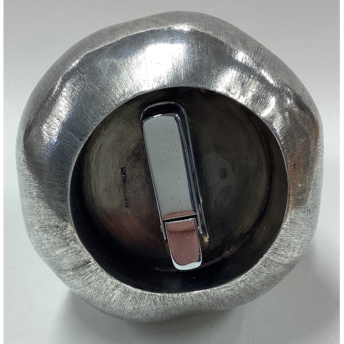 15 - BUCCELLATI: A rare Naturalistic silver lighter in the form of a pear. Approx. 217 grams. Est. £600 -... 