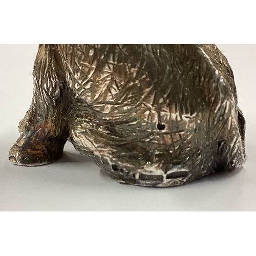 160 - A silver figure of an elephant. Approx. 50 grams. Est. £50 - £80.