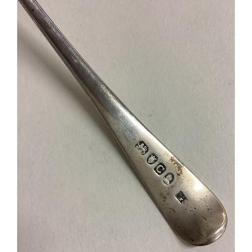 182 - A Georgian silver OE pattern ladle. London. Approx. 38 grams. Est. £30 - £40.