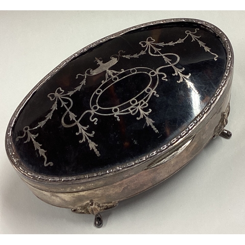 198 - A large silver and tortoiseshell jewellery box. Birmingham 1920. Approx. 300 grams of gross weight. ... 