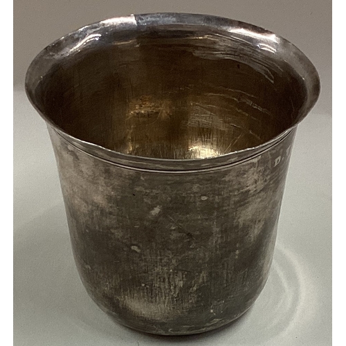 216 - An Antique 19th Century French silver beaker. Approx. 48 grams. Est. £100 - £150.