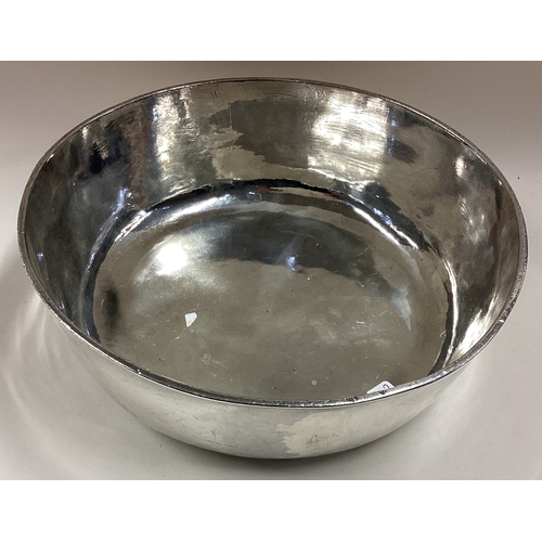 262 - A large Antique 18th Century Continental silver bowl. Marked to base. Approx. 638 grams. Est. £600 -... 