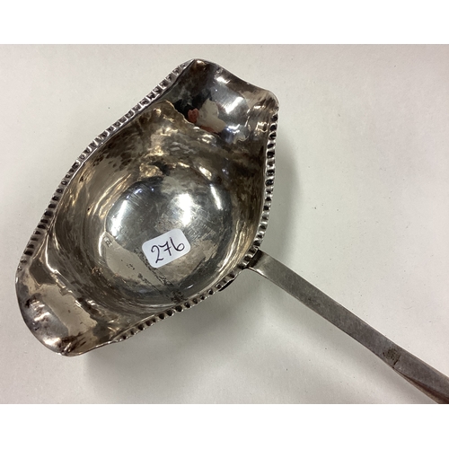 276 - A large 19th Century silver toddy ladle. Approx. 51 grams. Est. £50 - £80.