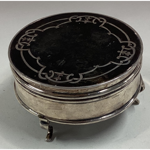 296 - A silver and tortoiseshell jewellery box. London 1913. By Mappin & Webb. Approx. 101 grams. Est. £80... 