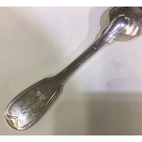 311 - An 18th Century French silver tablespoon decorated with coat of arms. Approx. 92 grams. Est. £100 - ... 