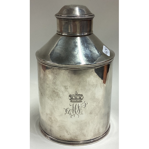 409 - EDINBURGH: An 18th Century Georgian Scottish silver tea caddy with crested decoration to cover. 1780... 