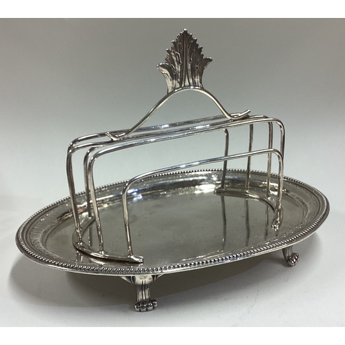 430 - A rare and unusual silver toast rack on stand. London 1784. By Andrew Fogelberg & Stephen Gilbert. A... 