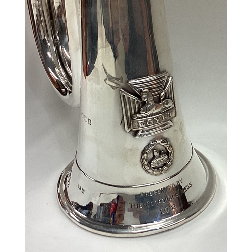 536 - A fine and large novelty silver bugle. London 1952. Approx. 848 grams. Est. £1000 - £1500.