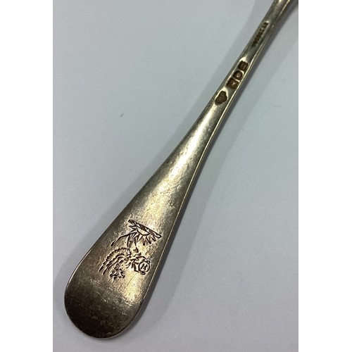 68 - A rare embossed Edwardian silver spoon with chased decoration. London 1907. Approx. 49 grams. Est. £... 