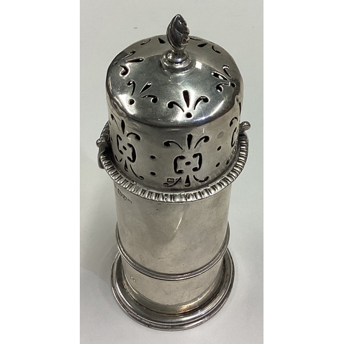 682 - CHESTER: An Edwardian silver lighthouse caster. By HM. Approx. 157 grams. Est. £60 - £80.