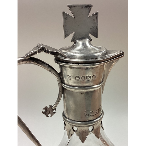 9 - A Victorian silver communion claret jug. London. Circa 1890. Approx. 471 grams of gross weight. Est.... 