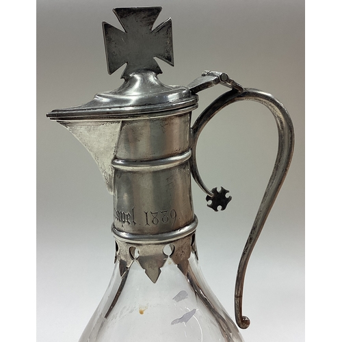 9 - A Victorian silver communion claret jug. London. Circa 1890. Approx. 471 grams of gross weight. Est.... 