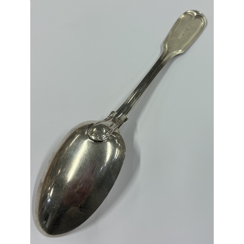 223 - PAUL STORR: A large crested silver spoon. London 1820. Approx. 76 grams. Est. £150 - £200.