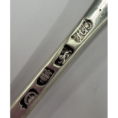 25 - HESTER BATEMAN: A large silver spoon. London 1780. Approx. 61 grams. Est. £60 - £80.