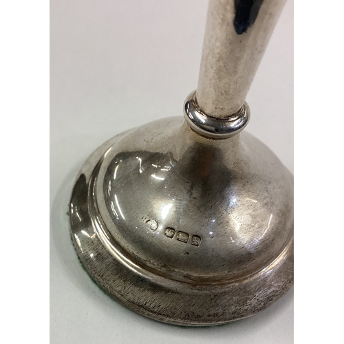 264 - A large silver vase with pierced decoration. Sheffield 1915. Approx. 93 grams. Est. £100 - £150.