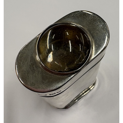 283 - A rare silver combination snuff box and torch with hinged lid. London 1910. By Jesse Earls. Approx. ... 