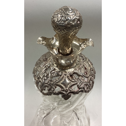 391 - A large silver mounted glass decanter with stopper. Birmingham. Est. £80 - £120.