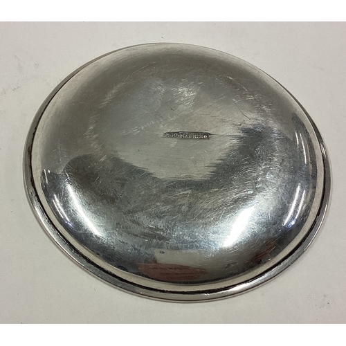 413 - A Chinese export Nanking silver counter dish. Marked to base. Approx. 45 grams. Est. £40 - £60.