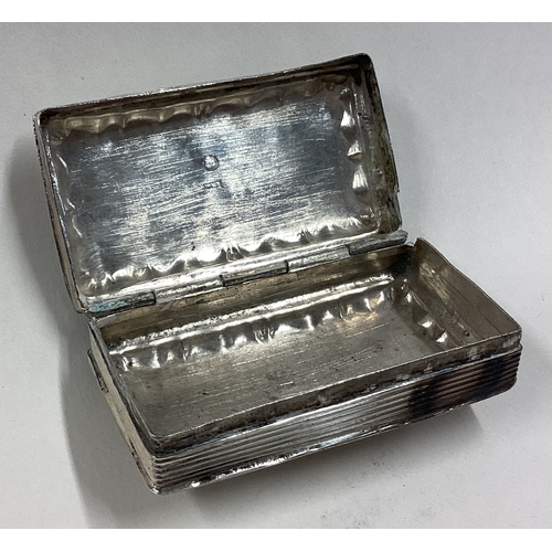 512 - An Antique Dutch silver snuff box with hinged cover. Approx. 36 grams. Est. £50 - £80.