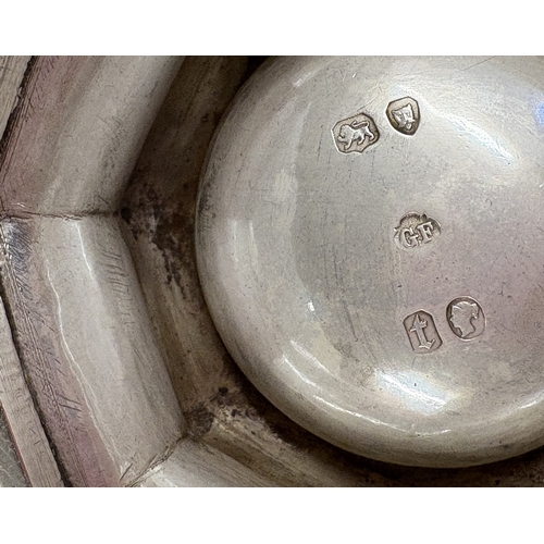 597 - A set of four octagonal Victorian silver salts in the Georgian style complete with salt spoons. Lond... 