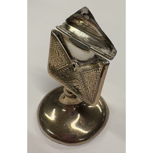 658 - A rare Edwardian silver combination stamp case and menu holder. Circa 1910. Approx. 14 grams of gros... 