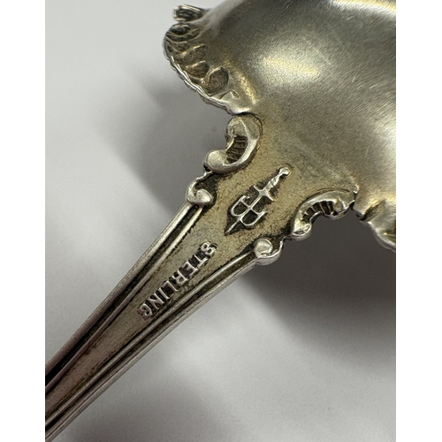 660 - An American Sterling silver caddy spoon. Circa 1900. Approx. 15 grams. Est. £40 - £60.