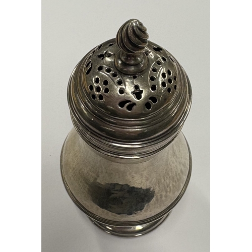 662 - An early Georgian silver caster bearing London Assay Office hallmarks to base. Approx. 83 grams. Est... 