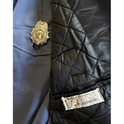 154 - A reproduction US Sheriff's Department uniform. Est. £10 - £20.