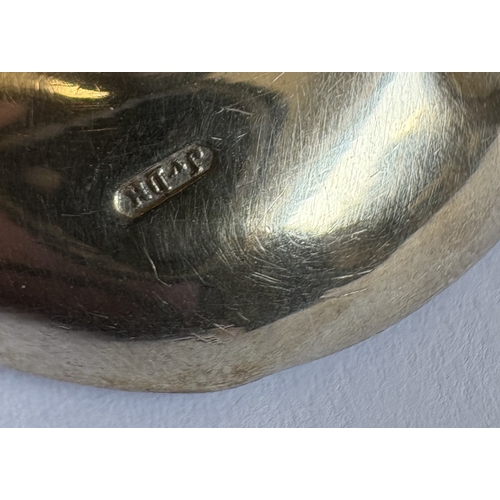 28 - An unusual miniature Continental silver kettle on stand. Approx. 45 grams. Est. £50 - £80.