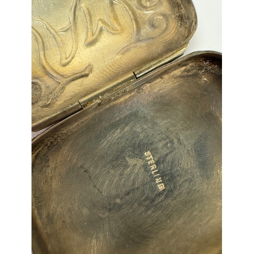 35 - An American Sterling silver stamp case with hinged cover. Approx. 12 grams. Est. £30 - £40.