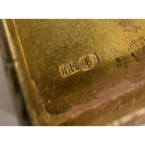 57 - An Art Deco French silver snuff box with hinged cover. Approx. 73 grams. Est. £120 - £150.