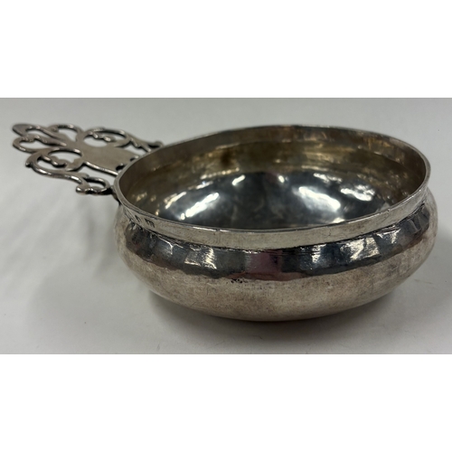 181 - A large and rare Queen Anne silver wine taster. London 1710. By Samuel Hawkes. Approx. 217 grams. Es... 