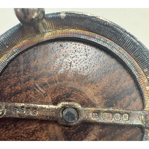 188 - A set of six silver figures of birds with original glass covers. London 1983. Approx. 274 grams of g... 