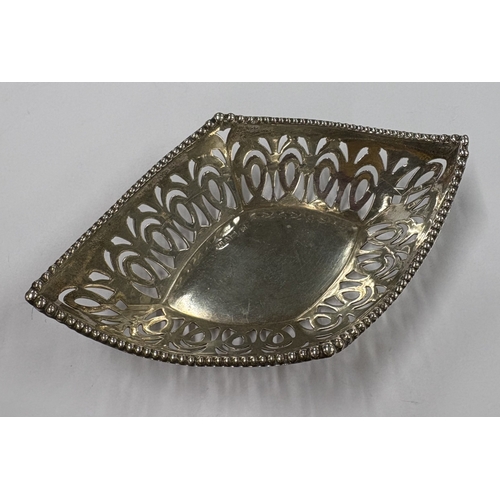 229 - CHESTER: A silver pin dish with pierced decoration. 1912. By James Deakin & Sons. Approx. 30 grams. ... 