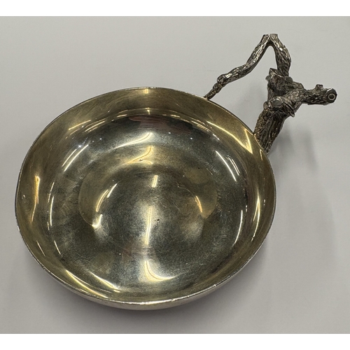 236 - A modernistic silver wine taster. London 1975. By Anthony Gordon Elson. Approx. 120 grams. Est. £250... 