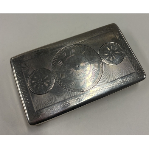 238 - A large Dutch silver snuff box. Approx. 168 grams. Est. £400 - £600.