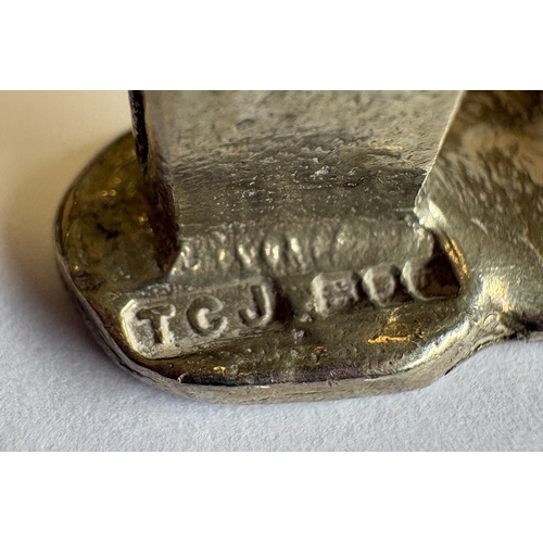 439 - A miniature silver figure. London. By Thomas Charles Jarvis. Approx. 25 grams. Est. £25 - £30.