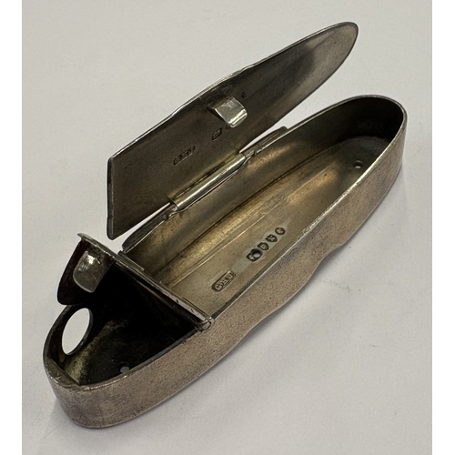 457 - A silver combination vesta box and cigar cutter. London 1885. By GHJ. Approx. 29 grams. Est. £150 - ... 