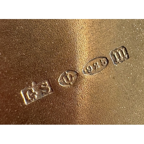477 - An engine-turned Sterling silver cigarette case, bearing import marks to gilt interior. Approx. 79 g... 