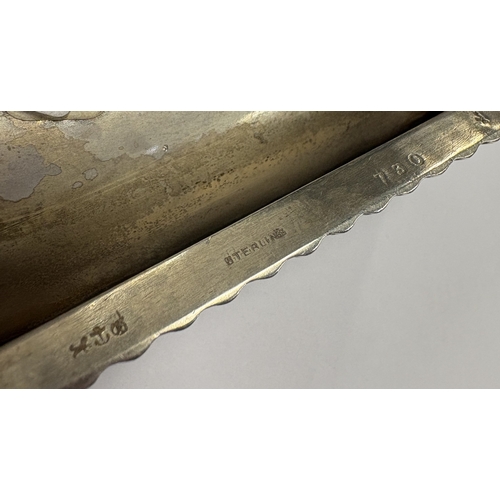 575 - A rare American silver combination stamp box with embossed decoration, marked to base. Approx. 129 g... 