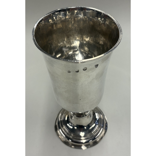 587 - A George I Britannia Standard silver chalice. London 1717. Approx. 300 grams. Est. £1200 - £1500.