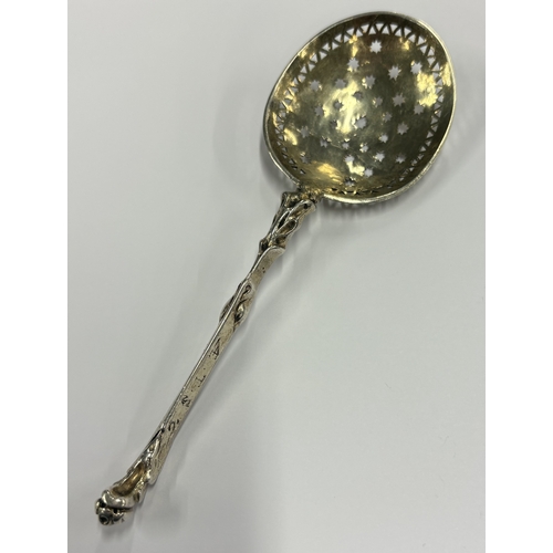 667 - A 17th Century Continental silver spoon, marked to reverse. Approx. 41 grams. Est. £200 - £300.