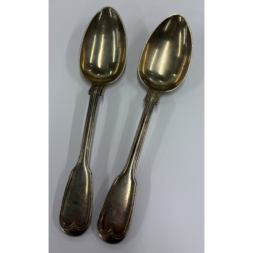 672 - PAUL STORR: A fine pair of 19th Century silver spoons. London 1814. Approx. 200 grams. Est. £500 - £... 