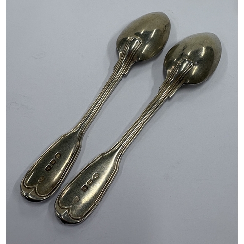 675 - PAUL STORR: A fine pair of 19th Century silver teaspoons. London 1814. Approx. 72 grams. Est. £200 -... 