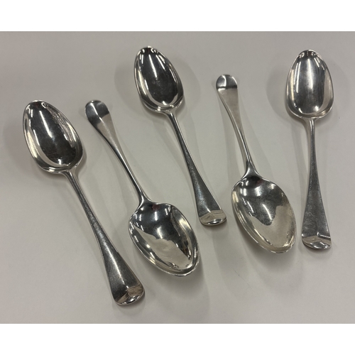 682 - A set of five silver spoons with crested decoration. London, circa 1759. By Ebenezer Coker & Thomas ... 