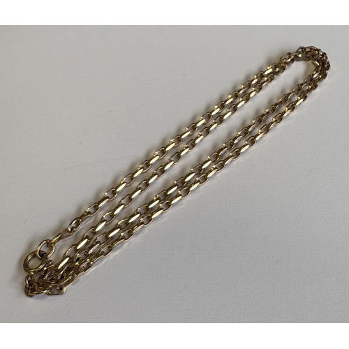 722 - A 9 carat belcher link necklace. Approx. 10 grams. Est. £250 - £300.