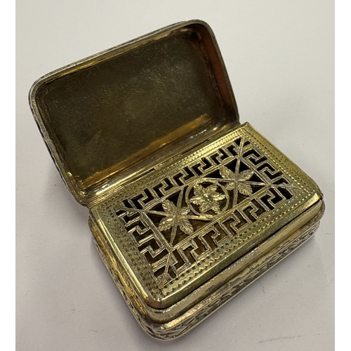 546 - A novelty George III silver vinaigrette chased with bead decoration. London 1806. By William Eley. A... 