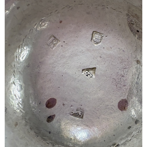 703 - A plain Georgian silver domed-top tankard on reeded base, marked to lid, handle and body. London 173... 